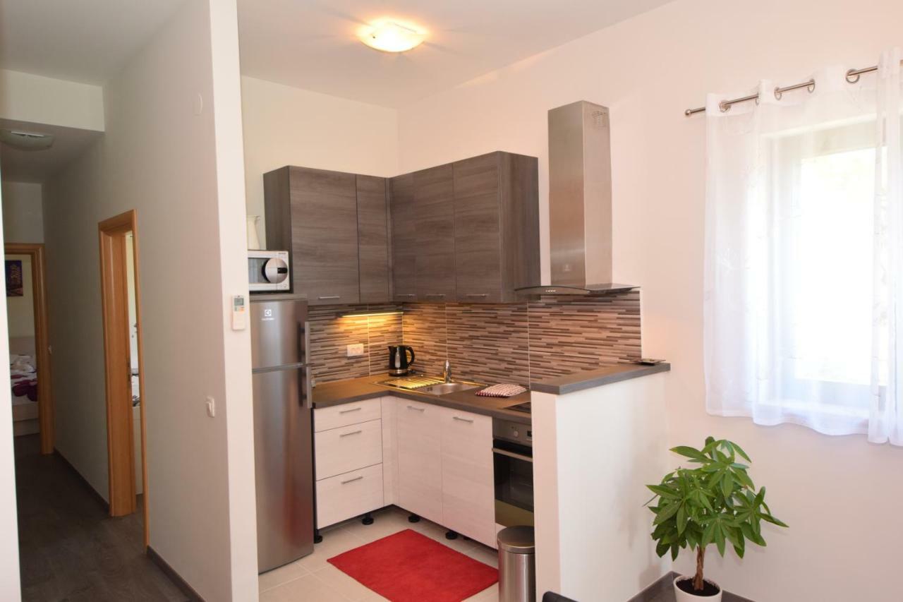 Apartmani Dora I Kati Orebic Exterior photo